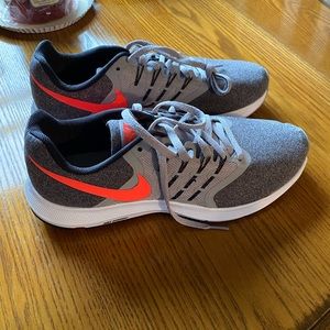 Nike Run Swift sneakers. Size 10, never worn
